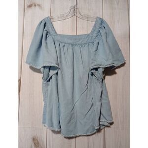 A.n.a 2x Chambray Blue Square Neck Blouse Top Flutter Sleeve Frayed Hem Women's‎